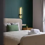 Luxe & Charm Grand With 3bedrm, 3bathrm *